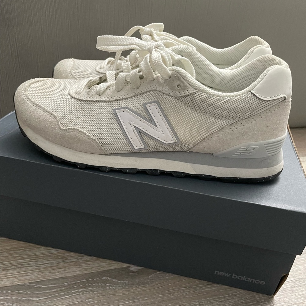 New Balance 515 Sneaker - Women's Size 7 Off white